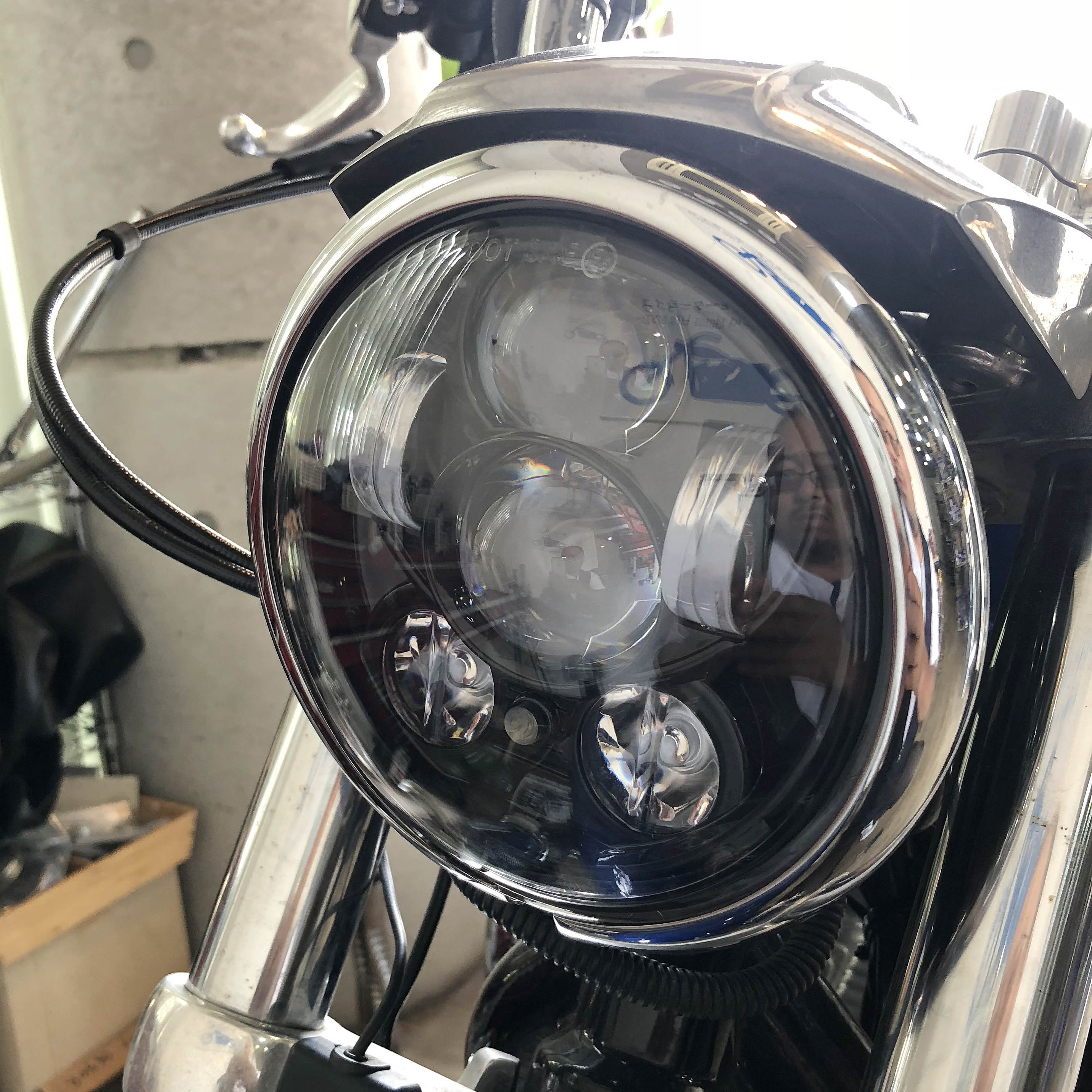 定価 rewrite-storeヘッドライト ハーレーストリートグライドのためのドット7インチオートバイLEDヘッドライトハイロービームブラック  DOT inch Motorcycle LED Headli